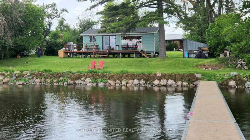home for sale on 37 Lakeshore Road
