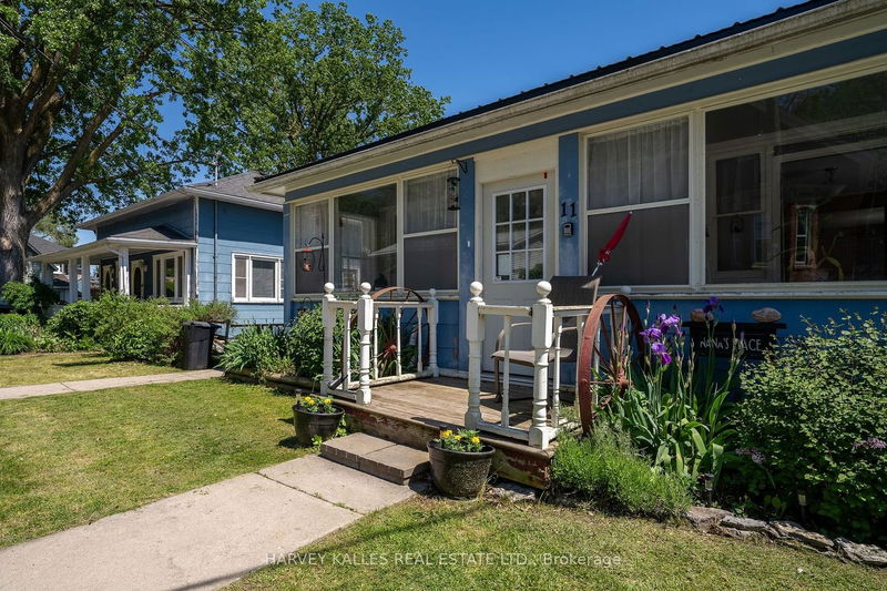 home for sale on 11 East Mary Street