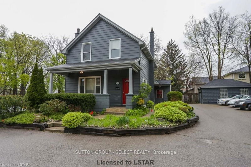 home for sale on 558 Waterloo Street