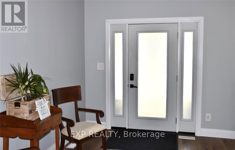 207 Essex St, Sarnia, N7T 0C2 | Image 3