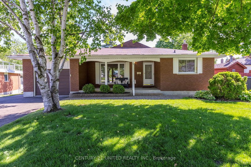 home for sale on 5 Laurel Circle
