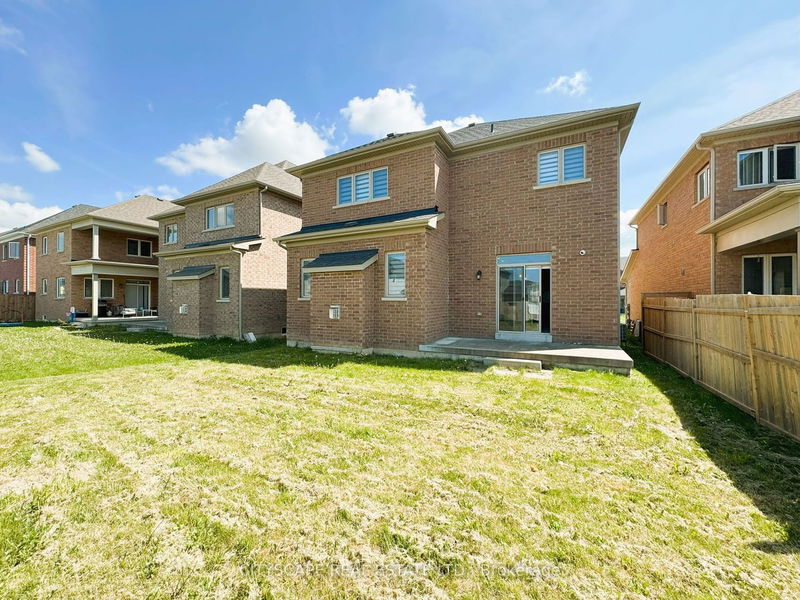 40 Sparkle Dr  Thorold, L2V 0H2 | Image 35