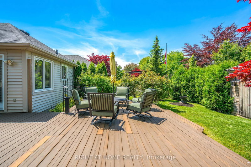 611 Victoria St, Niagara-on-the-Lake, L0S 1J0 | Image 2