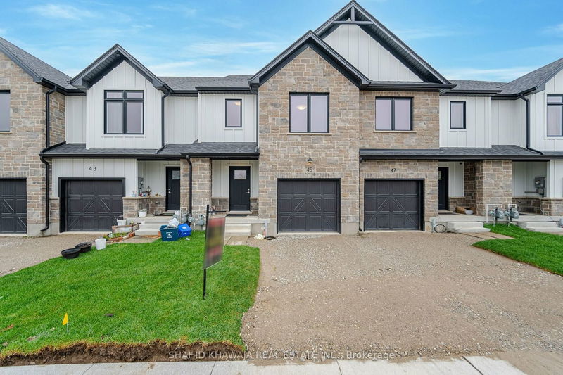 home for lease on 45 Faith Street