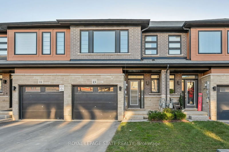home for lease on 13 June Callwood Way