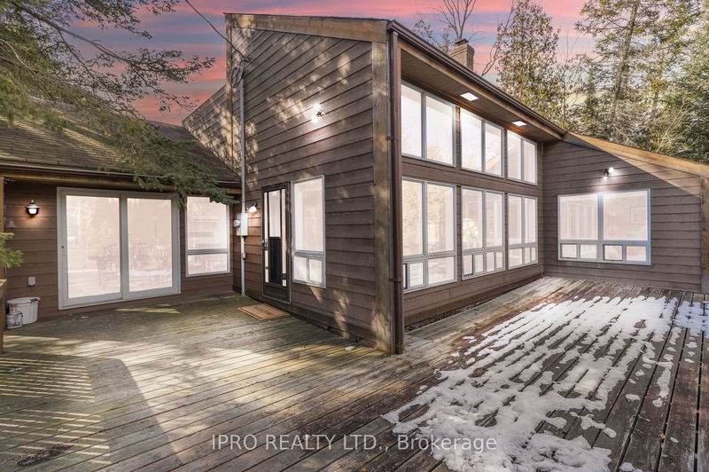 home for sale on 308041 Hockley Road W