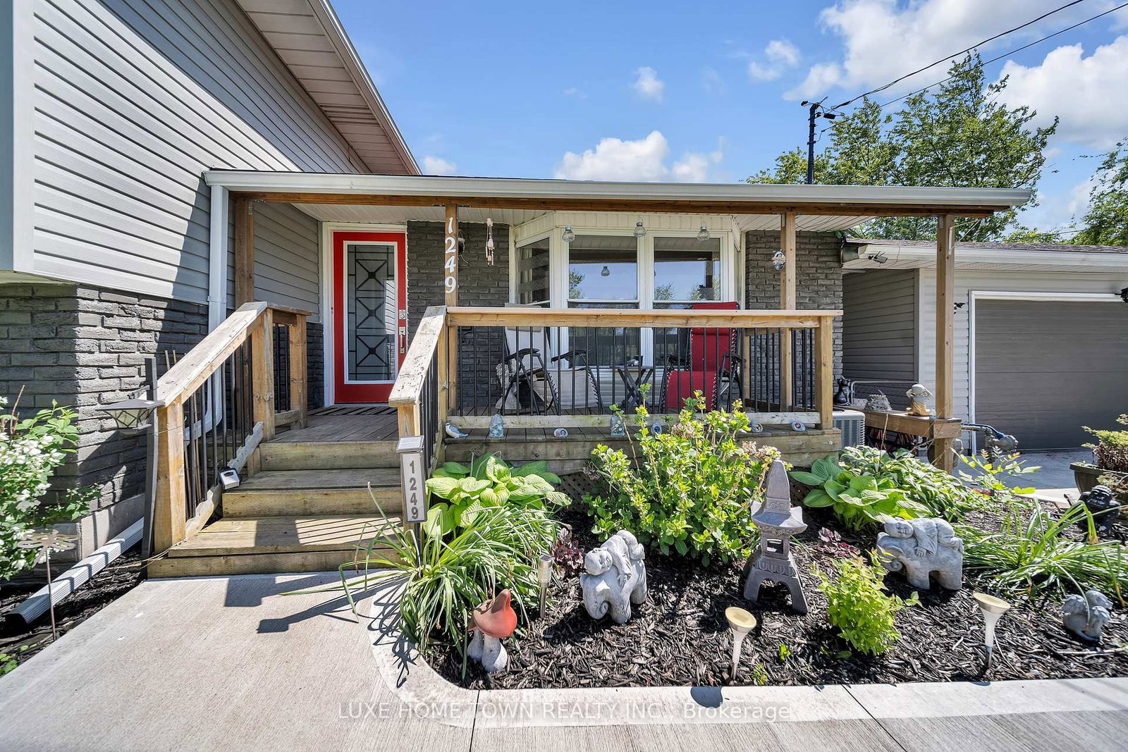Listing Image 7