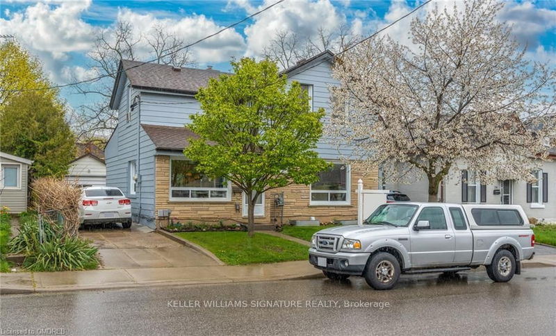 home for sale on 92 Victoria Street