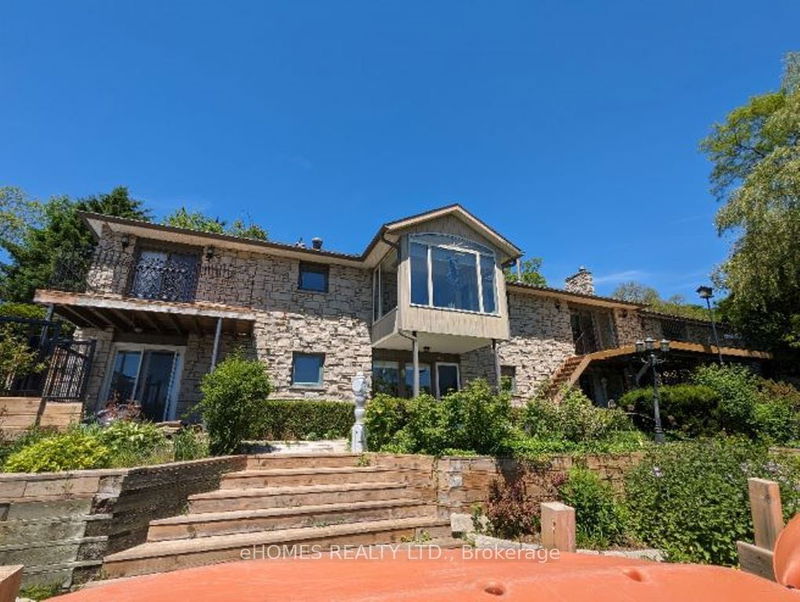 home for sale on 415 4th Street E