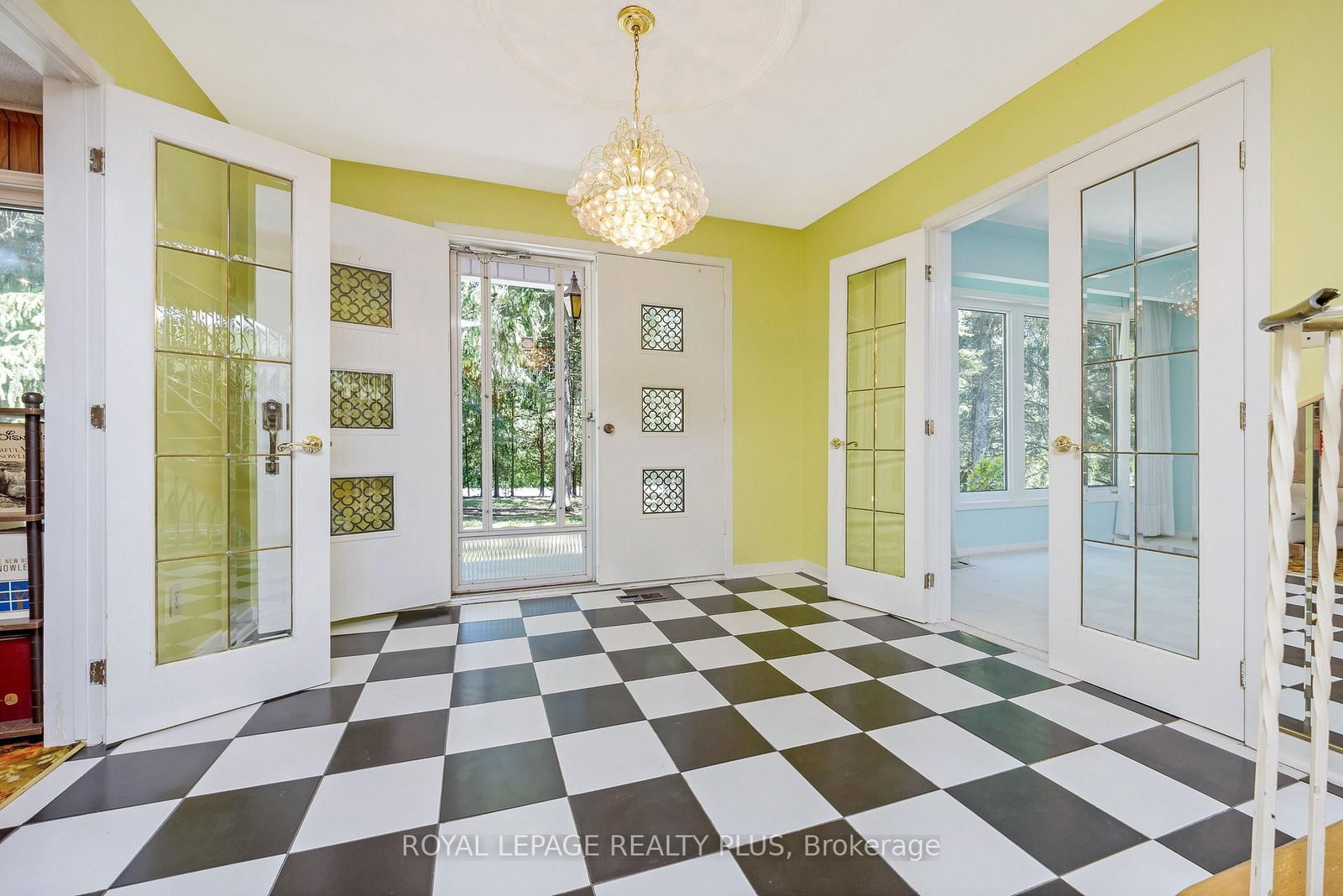 Listing Image 7