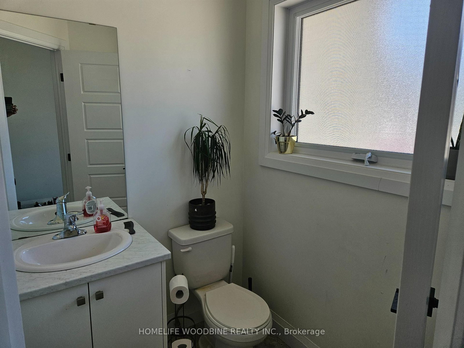 Listing Image 28