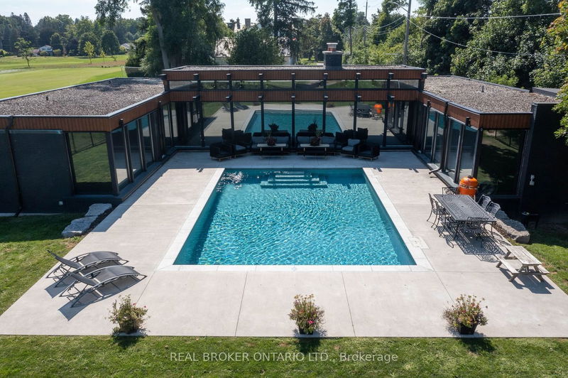 home for sale on 33 Dormie Lane