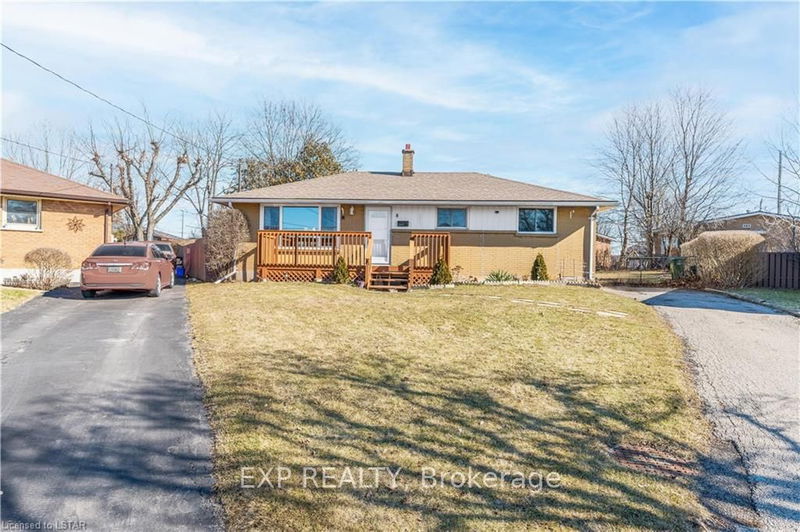 home for lease on 8 Thames Street