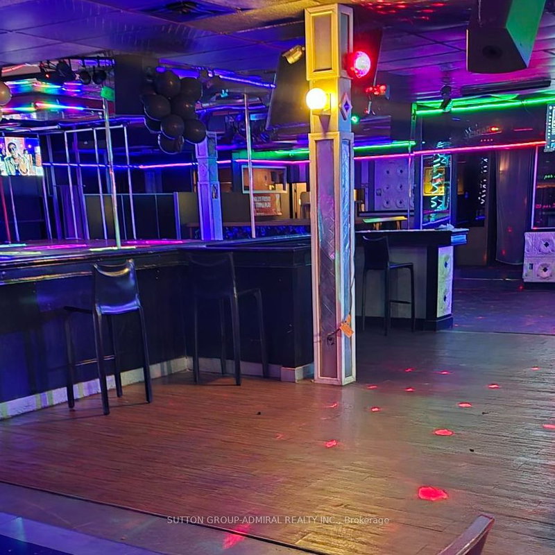 348 ONTARIO St, Sarnia, N7T 3S3 | Image 2