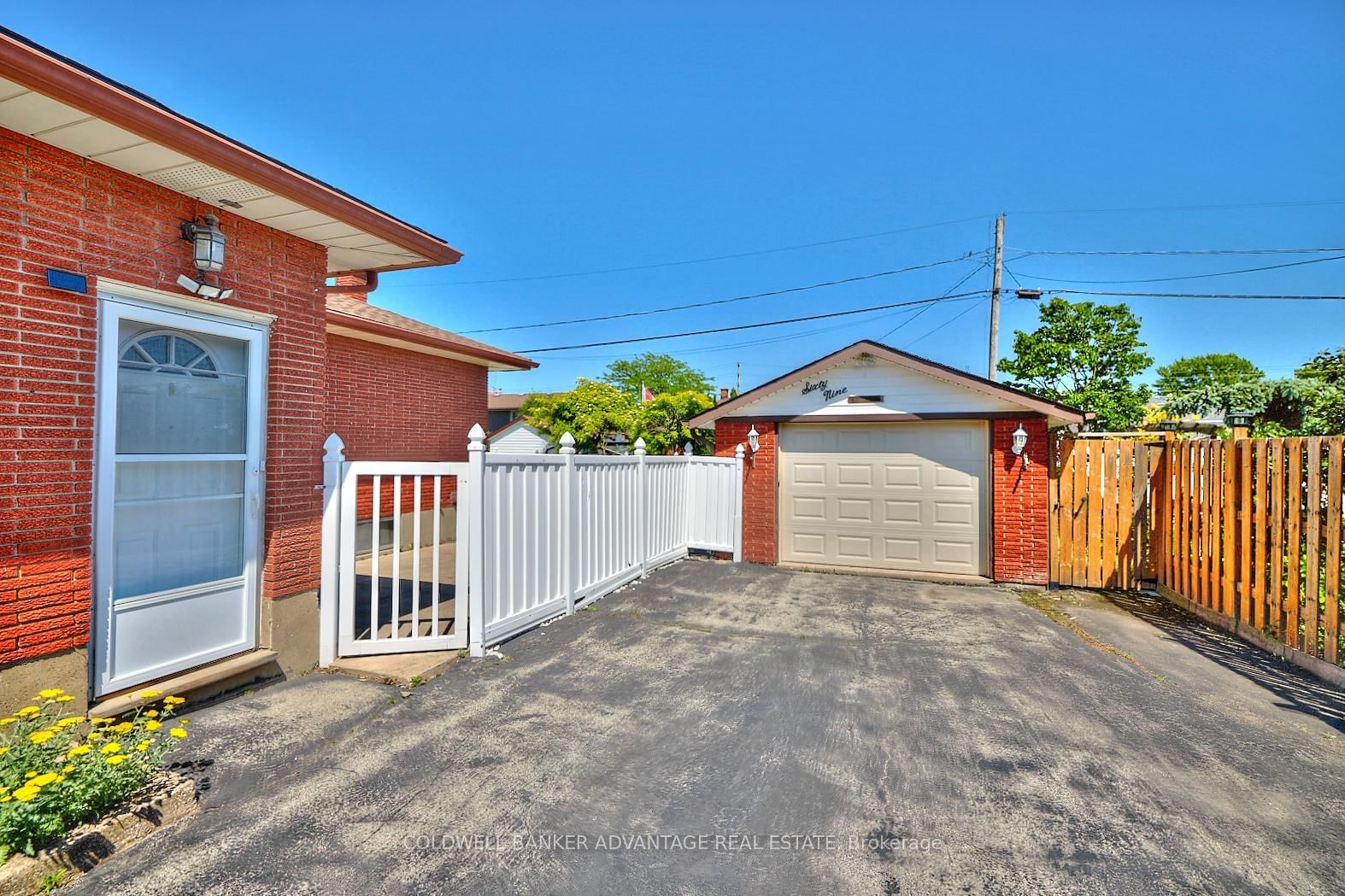 Listing Image 7