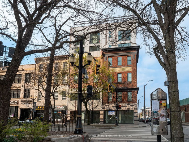 home for lease on 303-121 King Street E
