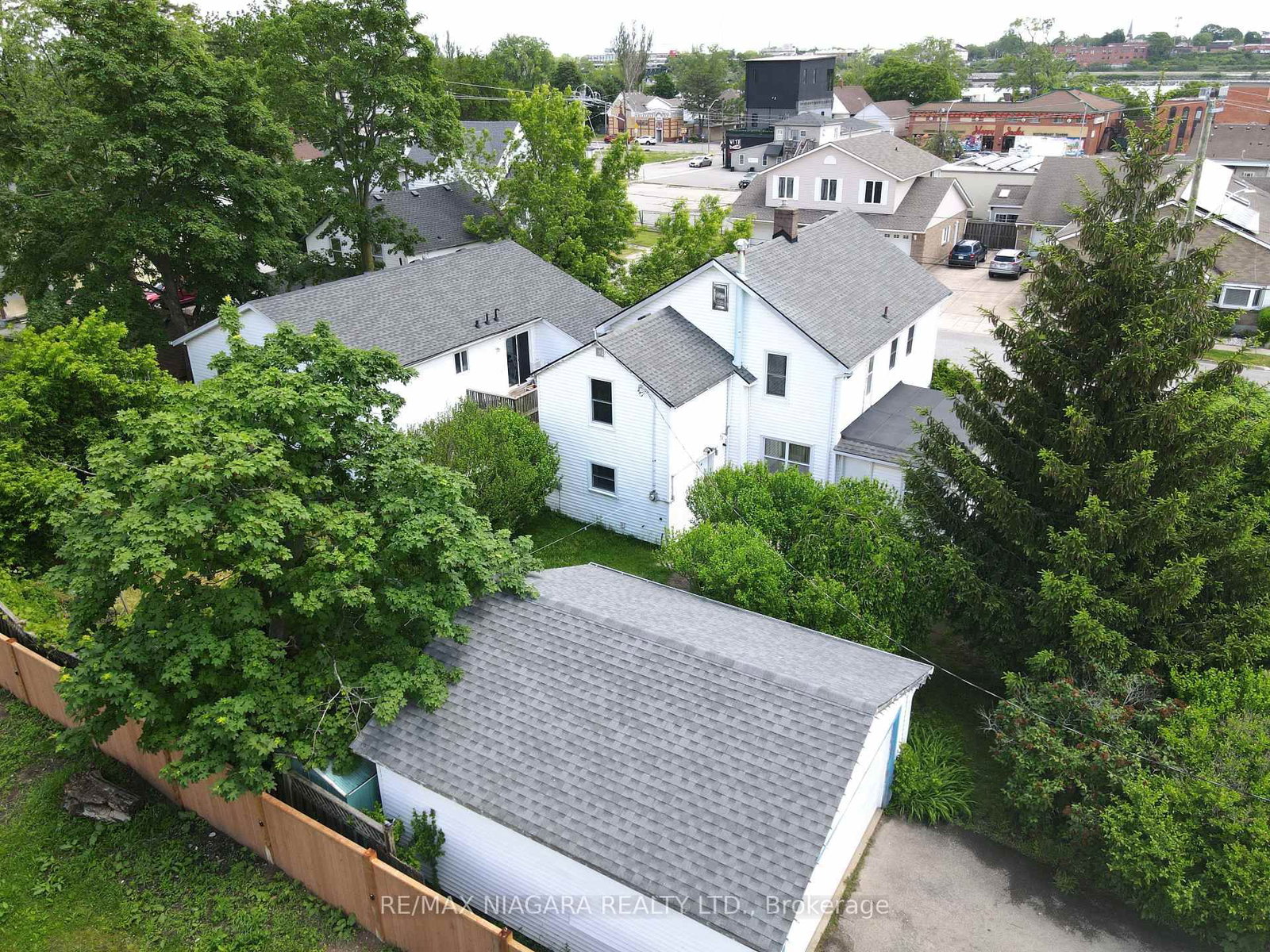 Listing Image 3