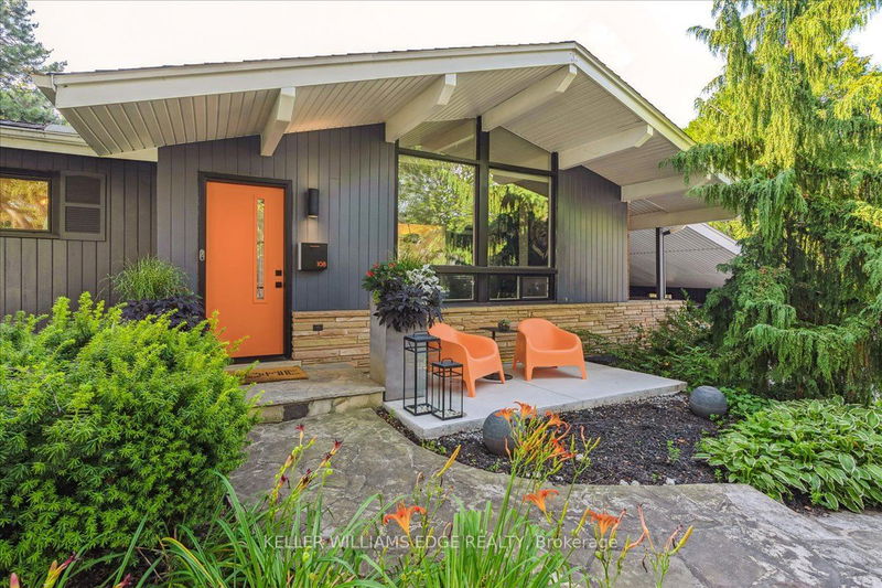 home for sale on 108 Oneida Boulevard