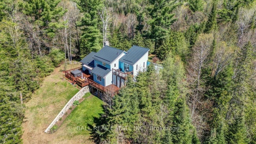 Listing Image 4