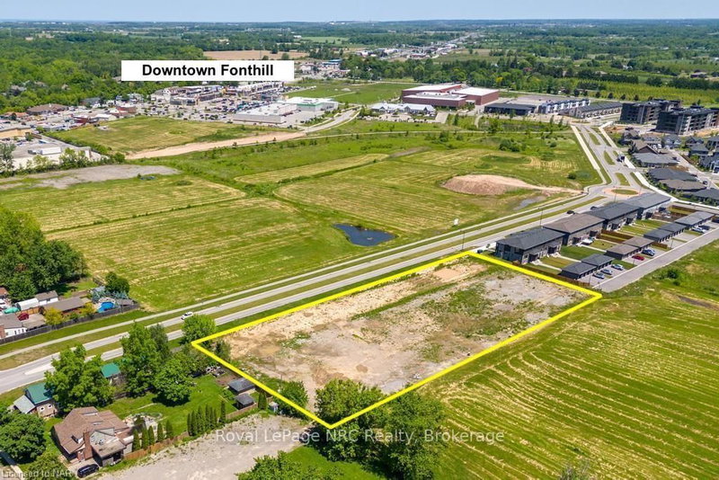 1395 STATION St, Pelham, L0S 1E3 | Image 2