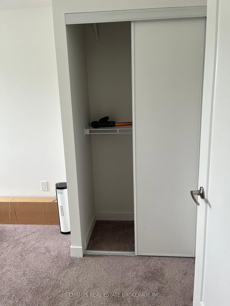 E1 - 20 Palace St, Kitchener, N2E 3R9 | Image 2