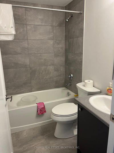 Unit E1 — 20 Palace St, Kitchener -  image-0-2