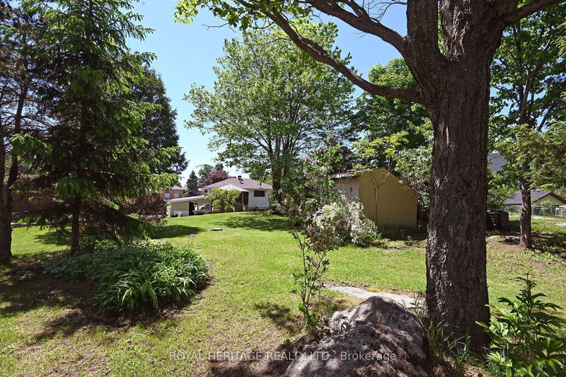 14 Marshall Park Dr  North Bay, P1A 2N9 | Image 30