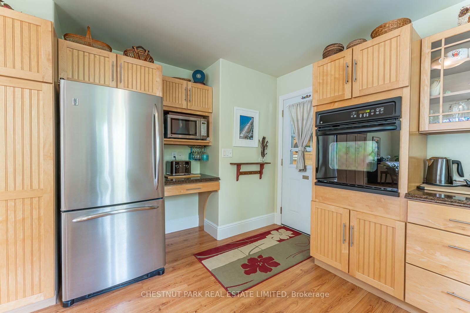 Listing Image 7