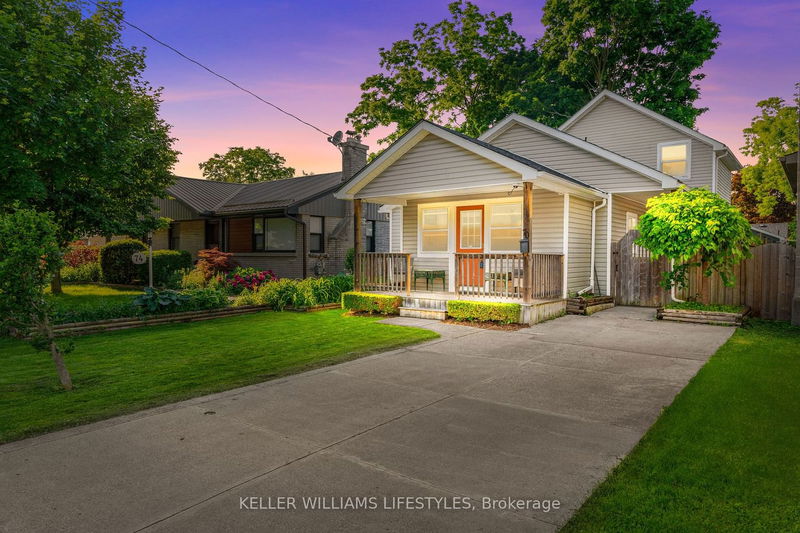 home for sale on 70 Briscoe Street W