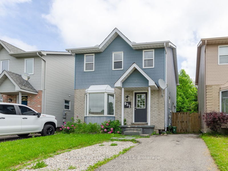 home for lease on 832 Thistledown Way
