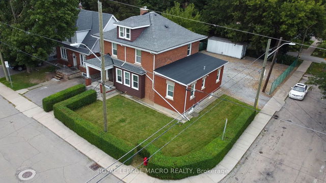 4 Ward Avenue