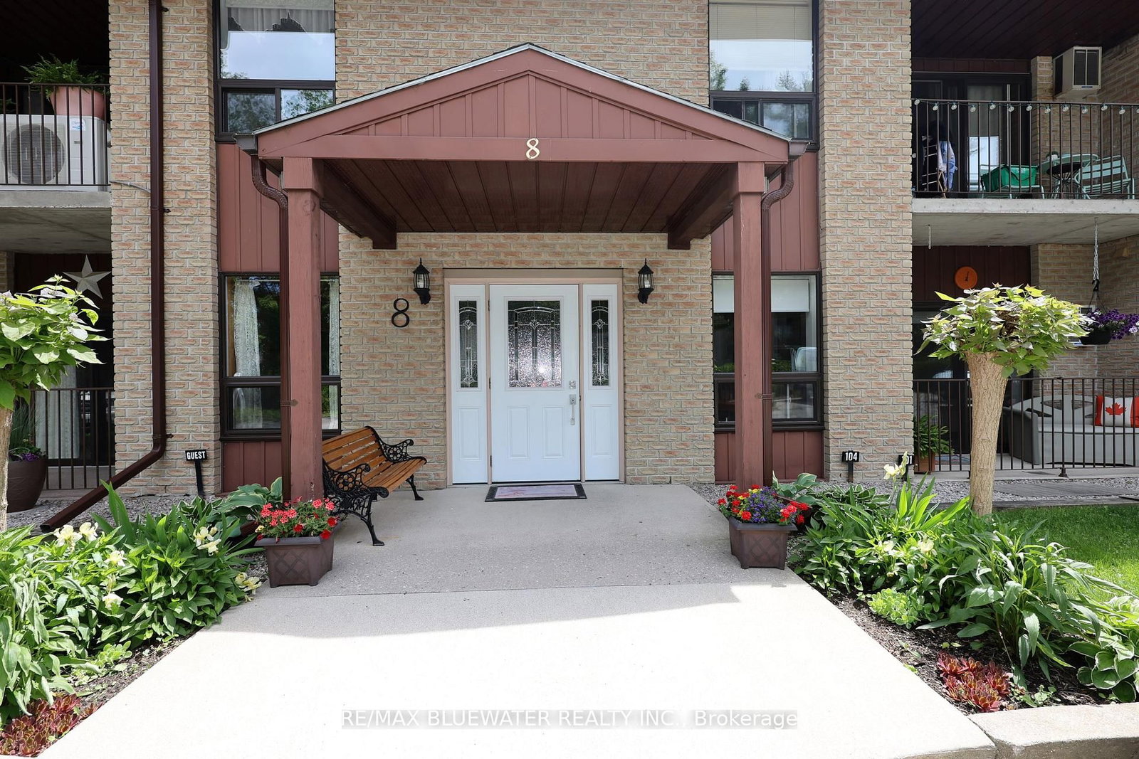 Listing Image 6