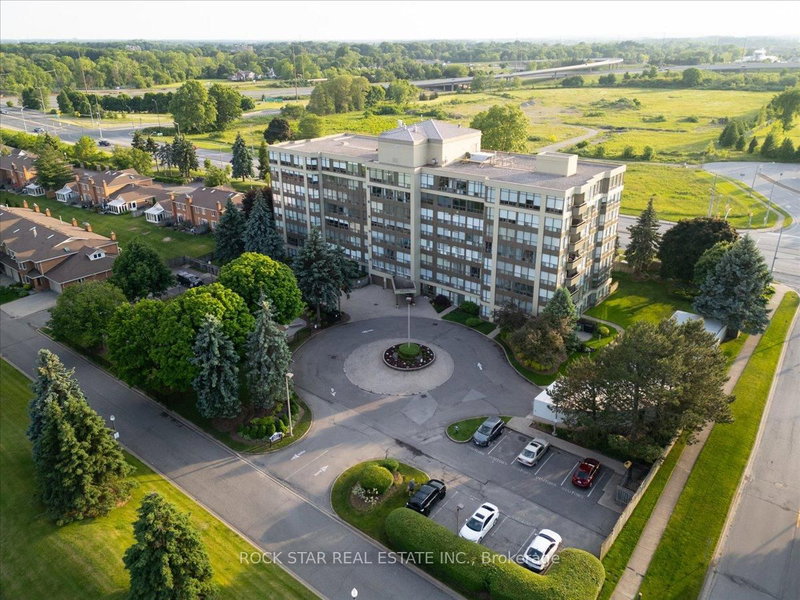210 - 5100 Dorchester Rd, Niagara Falls, L2E 7H4 | Image 2