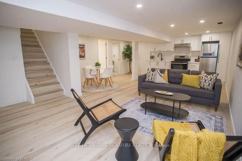 home for lease on Lower-33 Buckingham Street