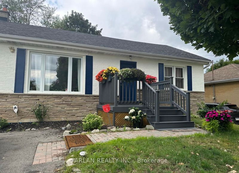 home for lease on Bsmt-146 West 32nd Street