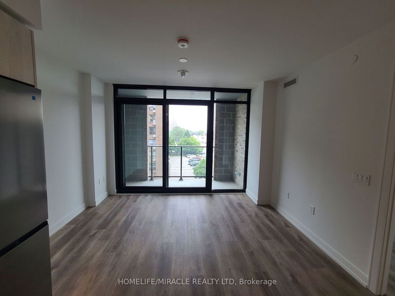 home for lease on 427-1 Jarvis Street