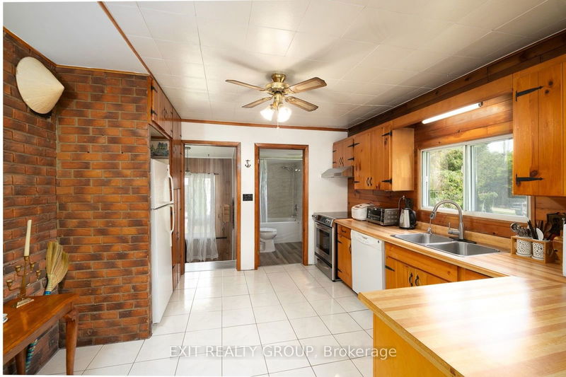 29 Prior Lane  Quinte West, K0K 2C0 | Image 12