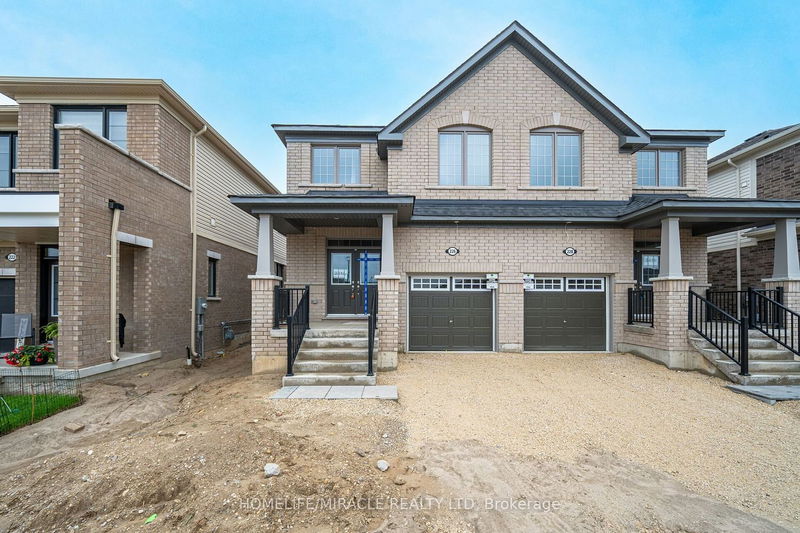 home for lease on 226 Elliot Avenue W