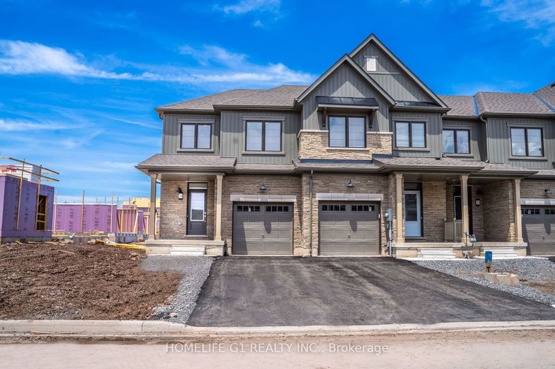 home for lease on 24 Rowlock Street