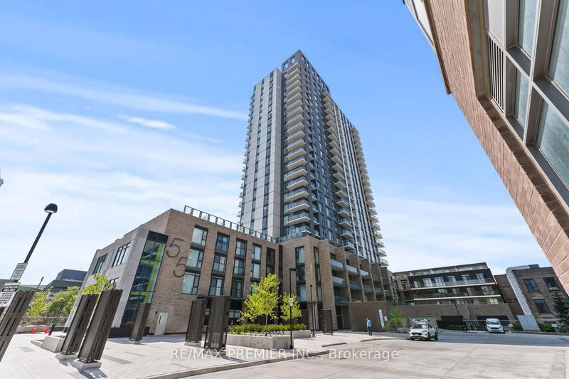 home for lease on 310-55 Duke Street W