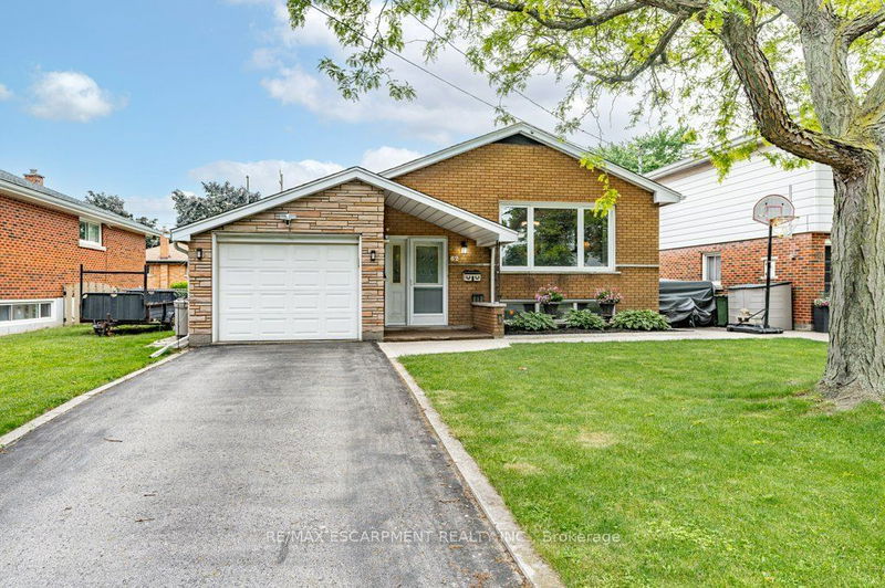 home for sale on 62 Cloke Court