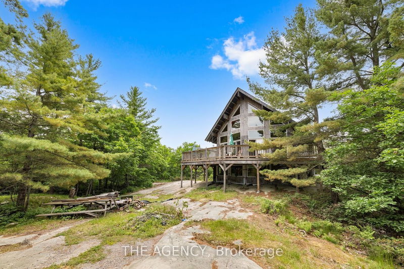 home for sale on 1276 Island 980
