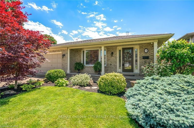 home for sale on 5 White Crest Court