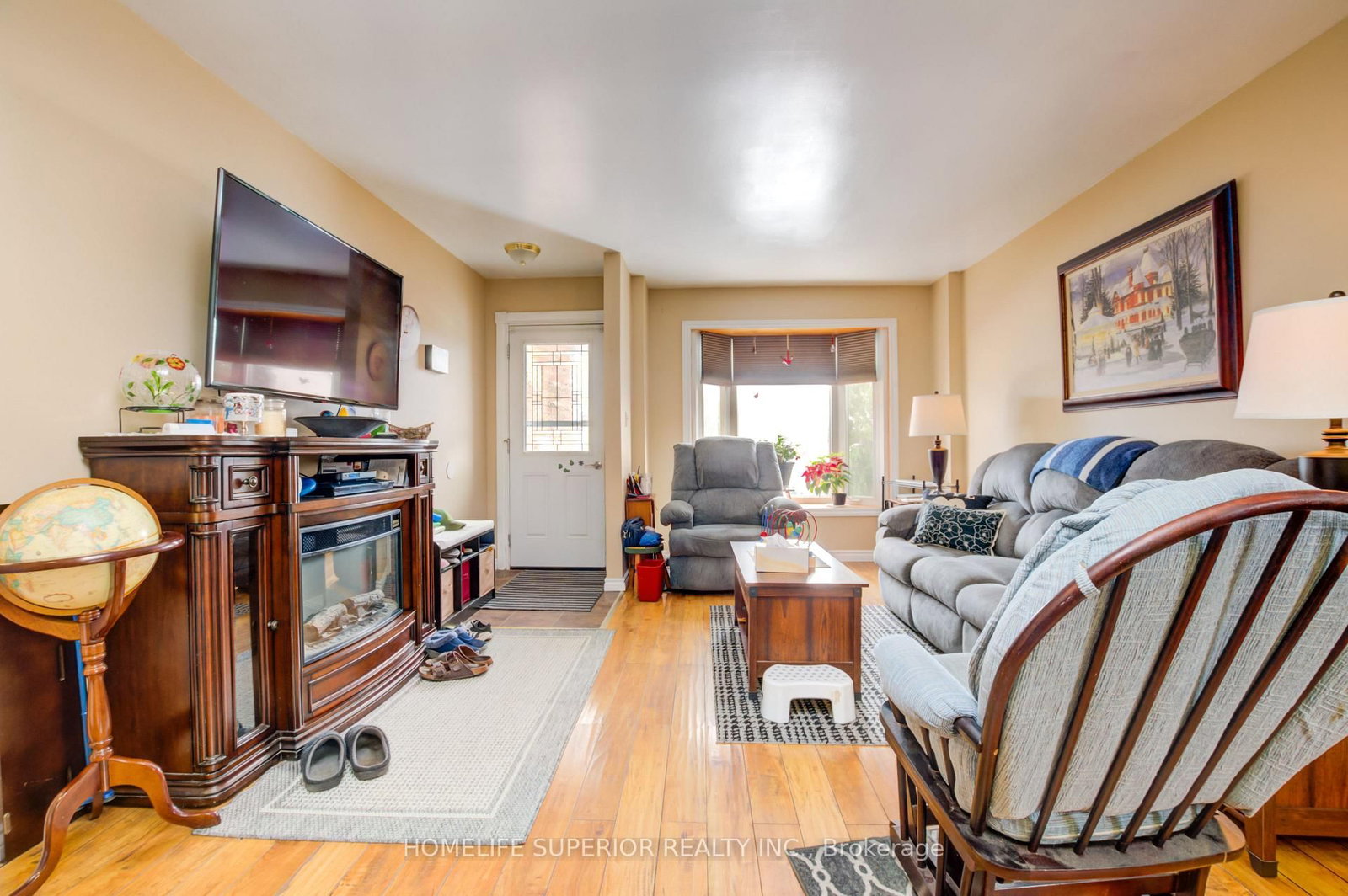 Listing Image 5