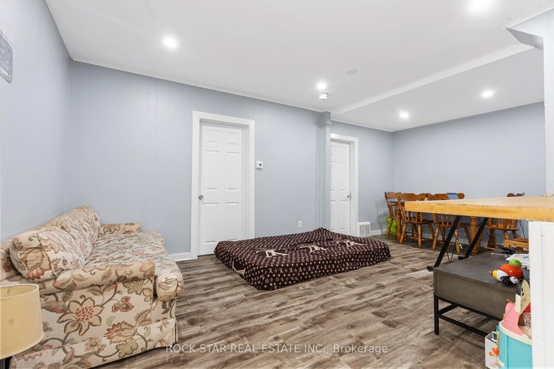 235 Hamilton Rd, London East, N5Z 1P9 | Image 2