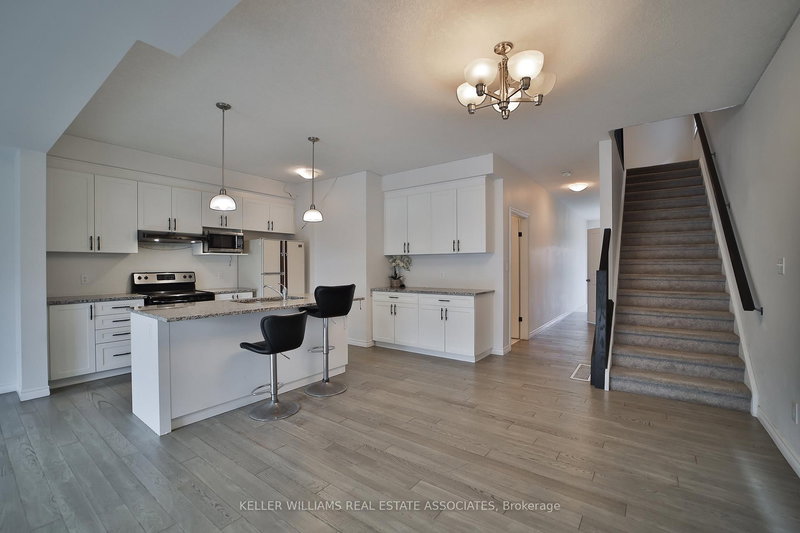 54 Pondcliffe Dr, Kitchener, N2P 2R3 | Image 3