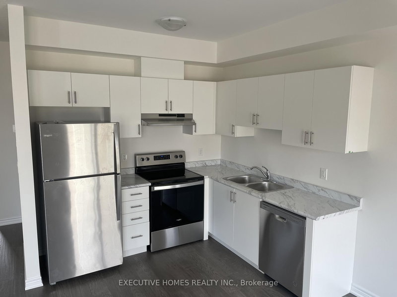 1 Linden Park Lane, Hamilton, L9A 1Y3 | Image 3