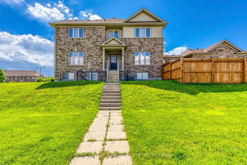 home for lease on 79 Golden View Drive