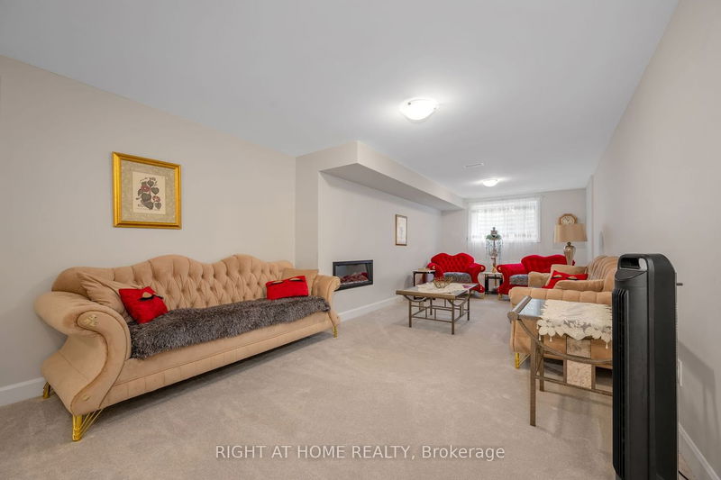 337 Barrett Farm Dr  Ottawa, K1T 3V9 | Image 34