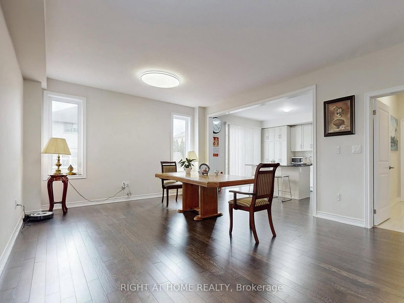 51 Starfire Cres, Hamilton, L8E 0K8 | Image 3